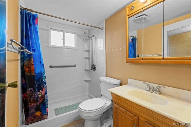 62 Camner Avenue, Lancaster, NY 14086