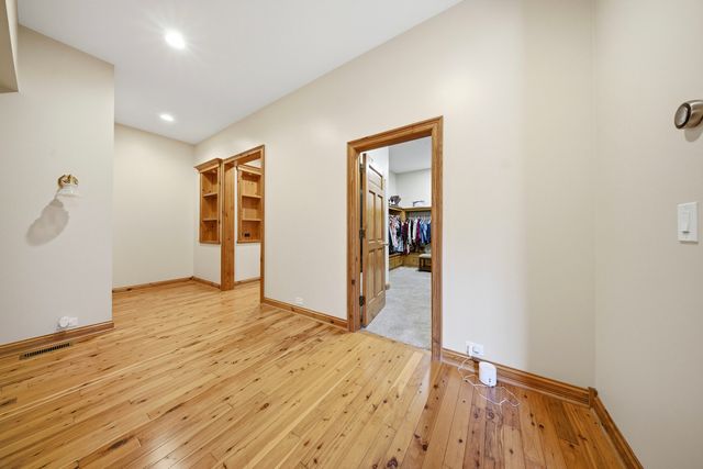 10731 Somonauk Road, Hinckley, IL 60520