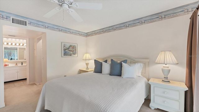 450 CERROMAR ROAD 282, Venice, FL 34293