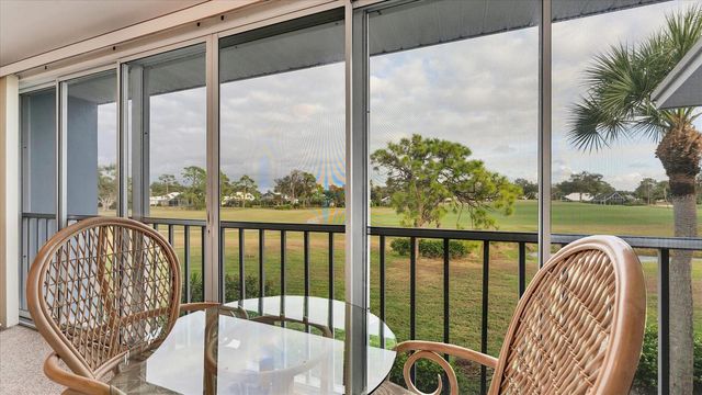 450 CERROMAR ROAD 282, Venice, FL 34293