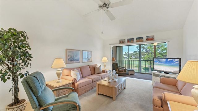 450 CERROMAR ROAD 282, Venice, FL 34293