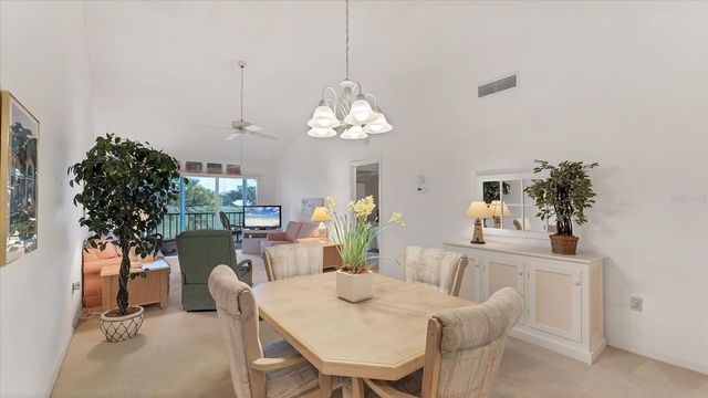 450 CERROMAR ROAD 282, Venice, FL 34293