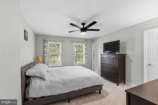 316 SILVER RIDGE DR, Sterling, VA 20164