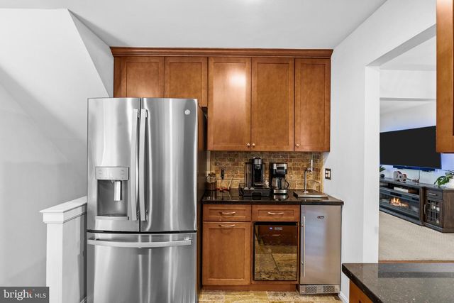316 SILVER RIDGE DR, Sterling, VA 20164