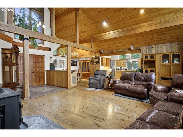 6700 UPPER OLALLA Rd, Winston, OR 97496