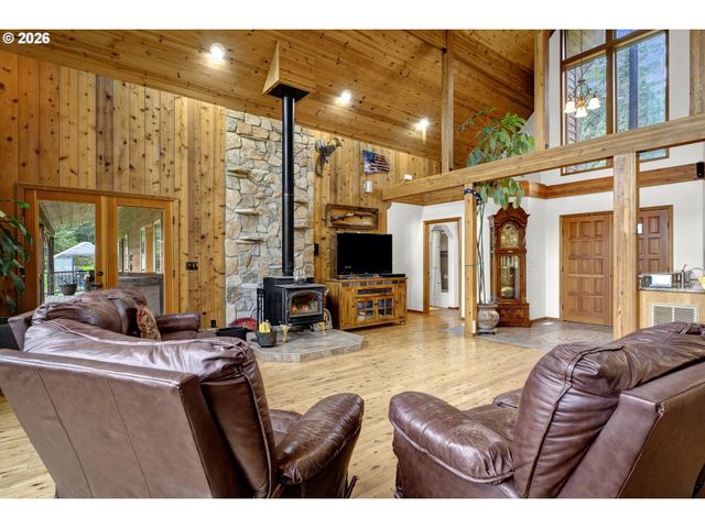 6700 UPPER OLALLA Rd, Winston, OR 97496