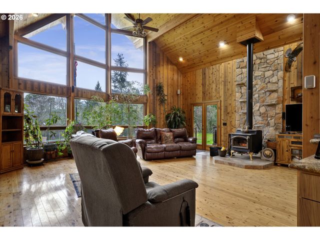 6700 UPPER OLALLA Rd, Winston, OR 97496