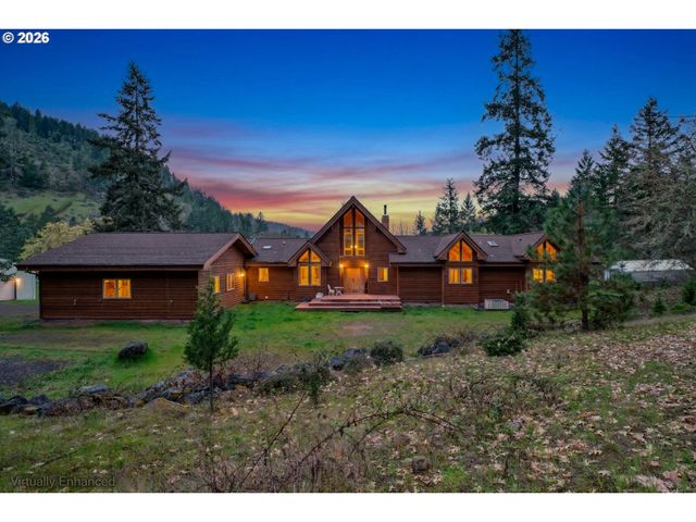 6700 UPPER OLALLA Rd, Winston, OR 97496