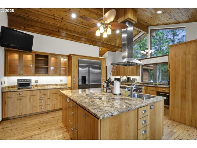 6700 UPPER OLALLA Rd, Winston, OR 97496