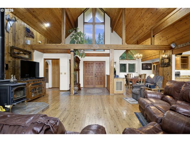 6700 UPPER OLALLA Rd, Winston, OR 97496