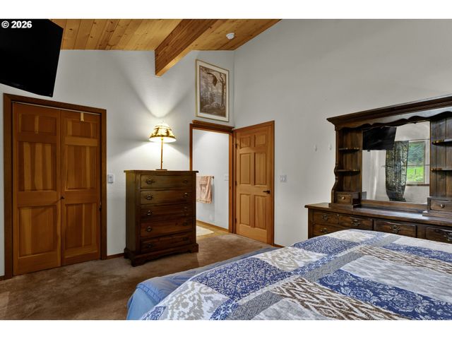 6700 UPPER OLALLA Rd, Winston, OR 97496