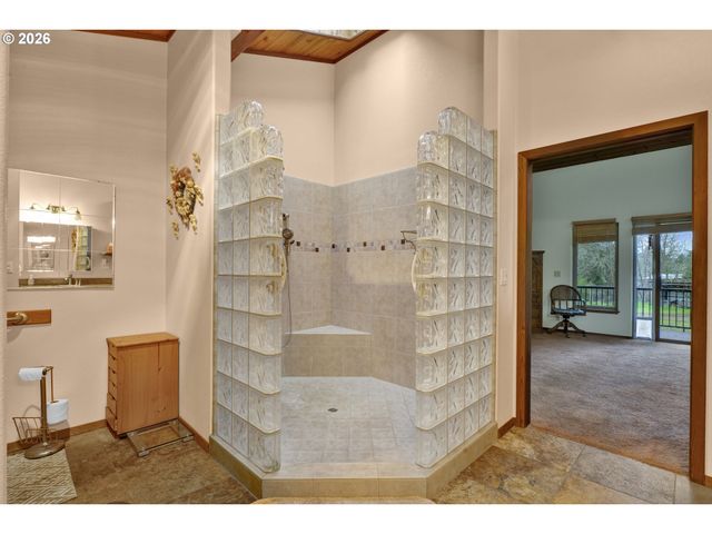 6700 UPPER OLALLA Rd, Winston, OR 97496