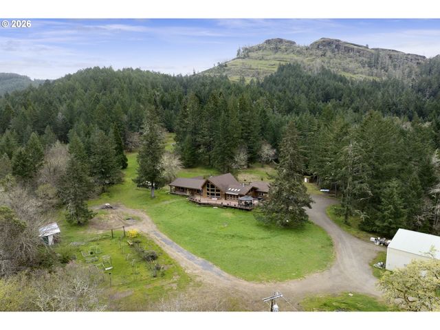 6700 UPPER OLALLA Rd, Winston, OR 97496