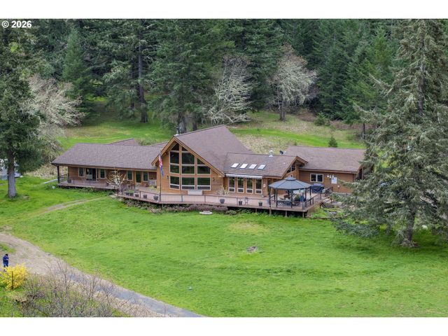6700 UPPER OLALLA Rd, Winston, OR 97496
