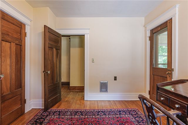 556 Harvard St, Rochester, NY 14607