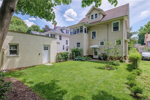 556 Harvard St, Rochester, NY 14607