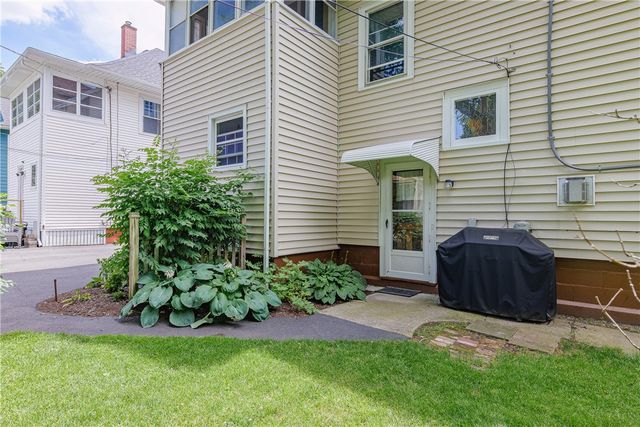 556 Harvard St, Rochester, NY 14607