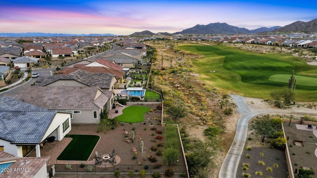 Image 3 of property listing at 5940 N 206TH Lane, Buckeye, AZ 85396