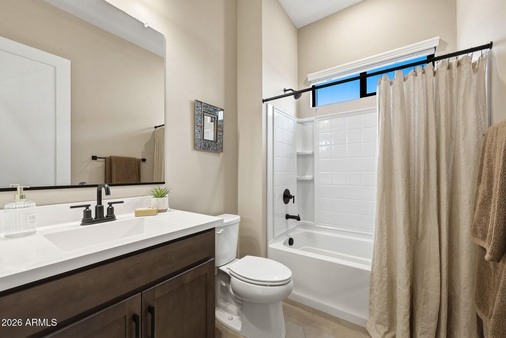 Image 31 of property listing at 5940 N 206TH Lane, Buckeye, AZ 85396