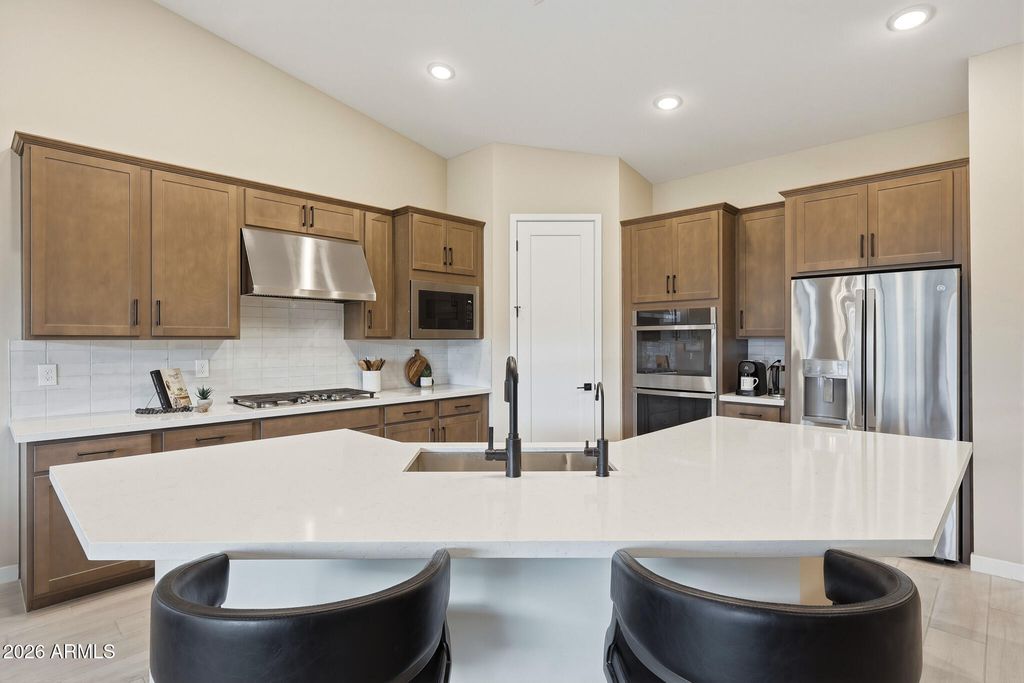 Image 8 of property listing at 5940 N 206TH Lane, Buckeye, AZ 85396