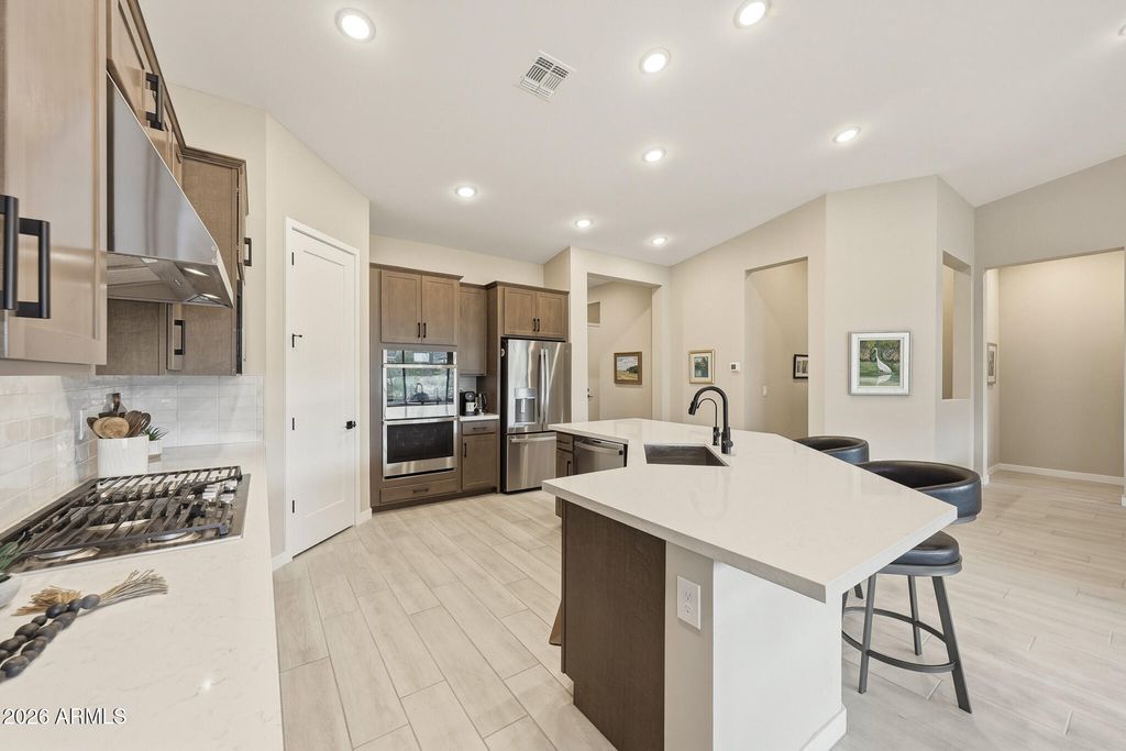 Image 9 of property listing at 5940 N 206TH Lane, Buckeye, AZ 85396