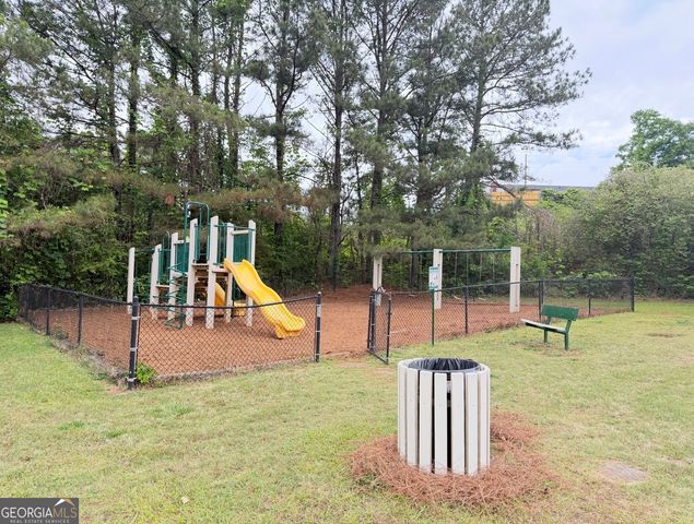 424 W I Parkway, Dallas, GA 30132