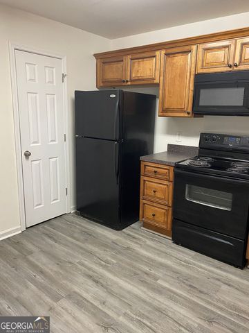 424 W I Parkway, Dallas, GA 30132