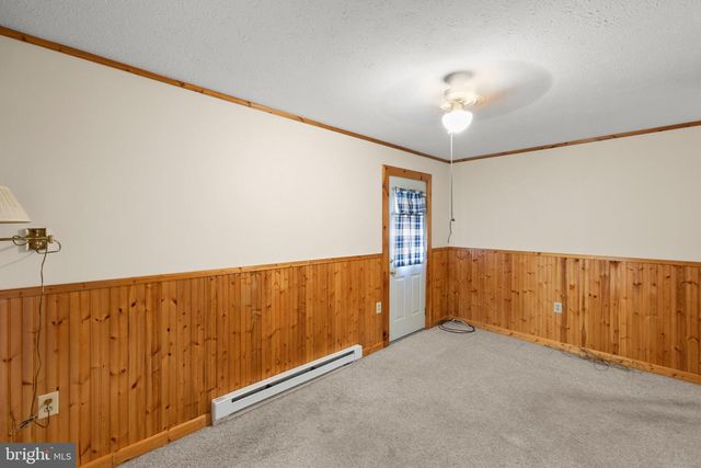 111 HUNTCREST CIR, Winchester, VA 22602