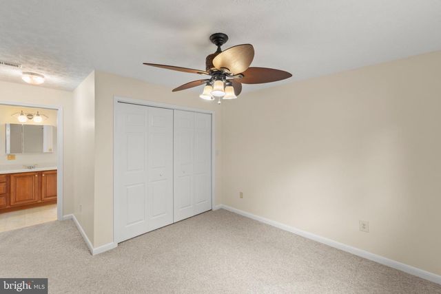 111 HUNTCREST CIR, Winchester, VA 22602