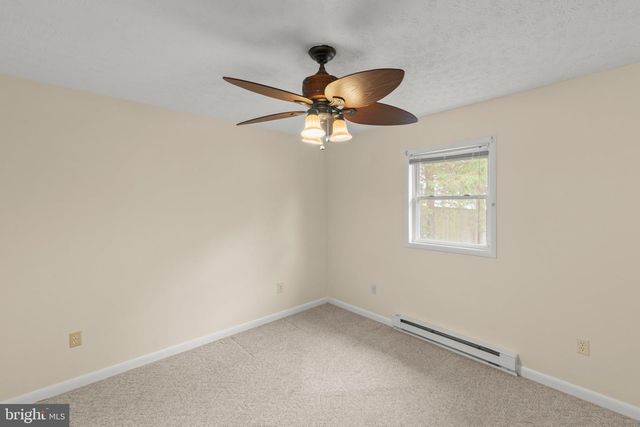 111 HUNTCREST CIR, Winchester, VA 22602