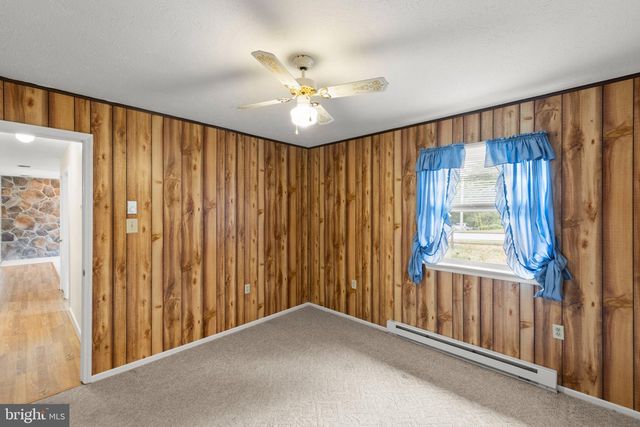 111 HUNTCREST CIR, Winchester, VA 22602