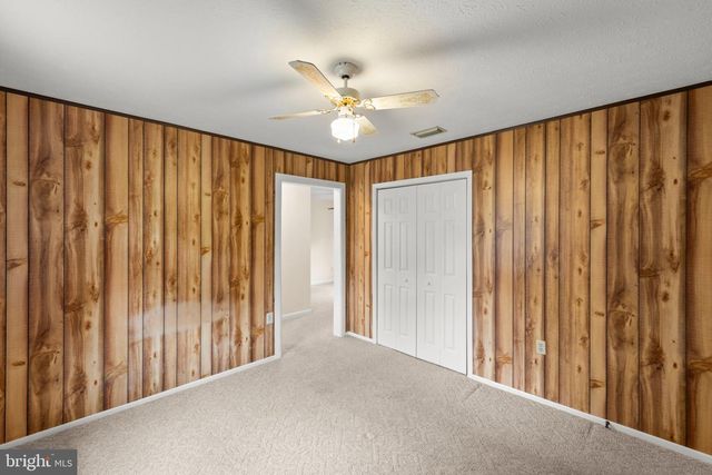 111 HUNTCREST CIR, Winchester, VA 22602