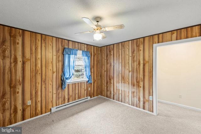 111 HUNTCREST CIR, Winchester, VA 22602