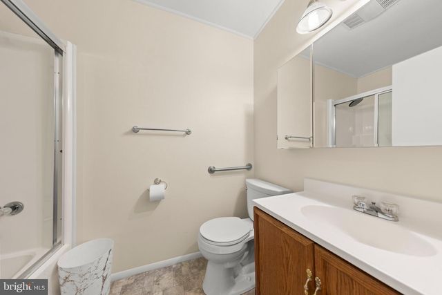 111 HUNTCREST CIR, Winchester, VA 22602