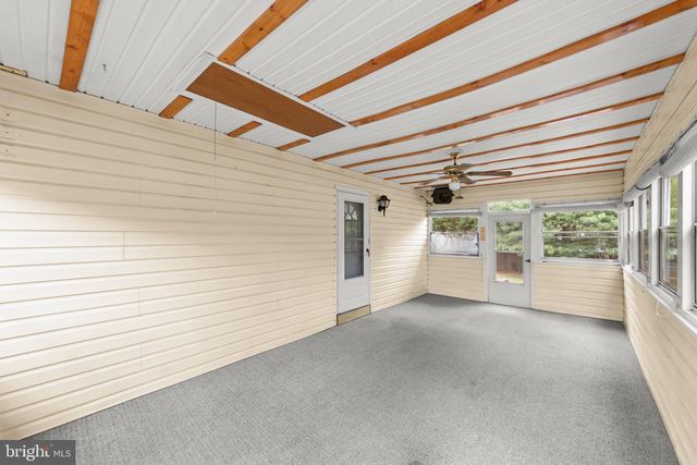 111 HUNTCREST CIR, Winchester, VA 22602