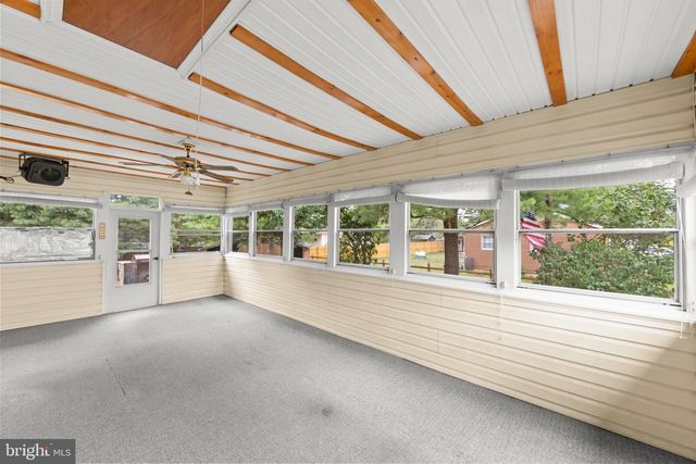 111 HUNTCREST CIR, Winchester, VA 22602