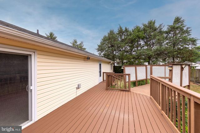 111 HUNTCREST CIR, Winchester, VA 22602