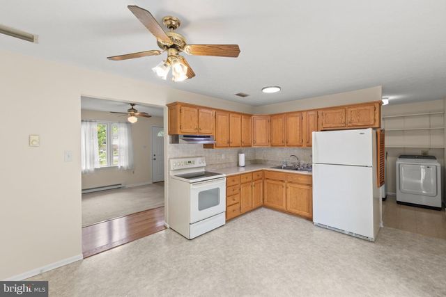 111 HUNTCREST CIR, Winchester, VA 22602