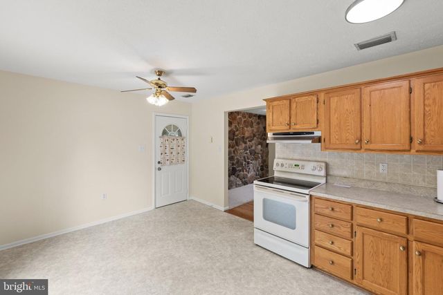 111 HUNTCREST CIR, Winchester, VA 22602