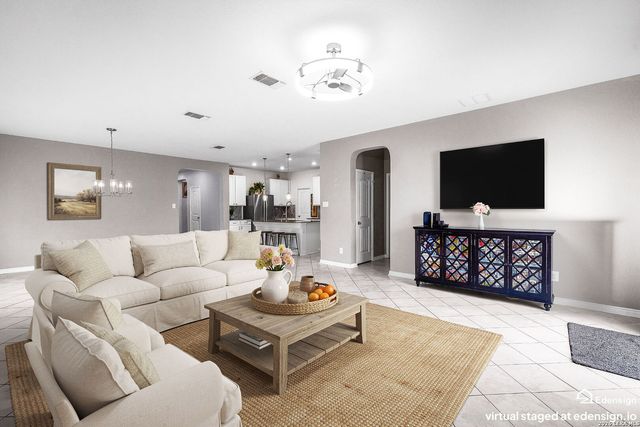 1934 Kyle, New Braunfels, TX 78130