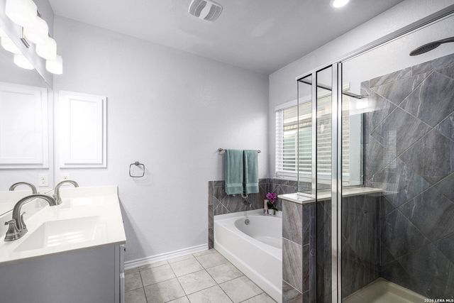 1934 Kyle, New Braunfels, TX 78130