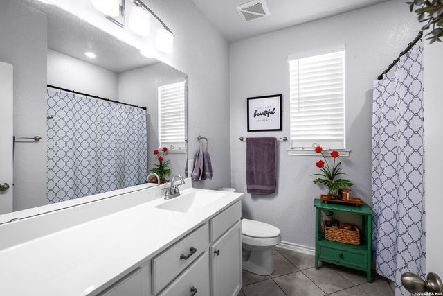 1934 Kyle, New Braunfels, TX 78130