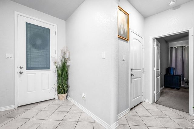 1934 Kyle, New Braunfels, TX 78130