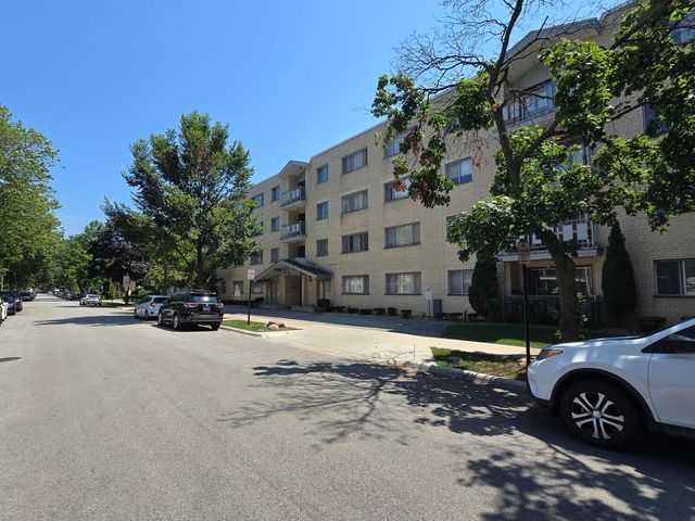 5251 Galitz Street 410, Skokie, IL 60077