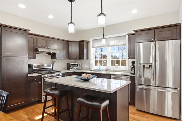 12 Rocky Hill Road, Nottingham, NH 03290