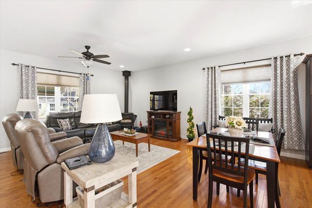 12 Rocky Hill Road, Nottingham, NH 03290