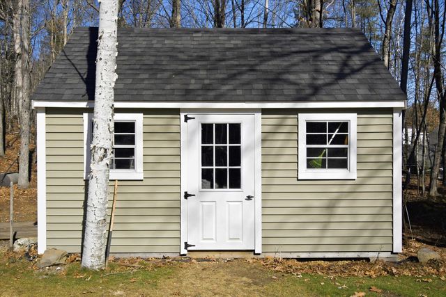 12 Rocky Hill Road, Nottingham, NH 03290
