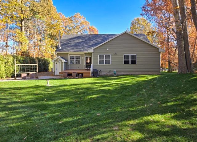 12 Rocky Hill Road, Nottingham, NH 03290