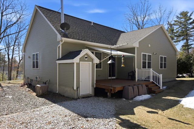 12 Rocky Hill Road, Nottingham, NH 03290