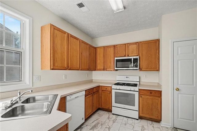 6915 Silver Bend Place, Austell, GA 30168